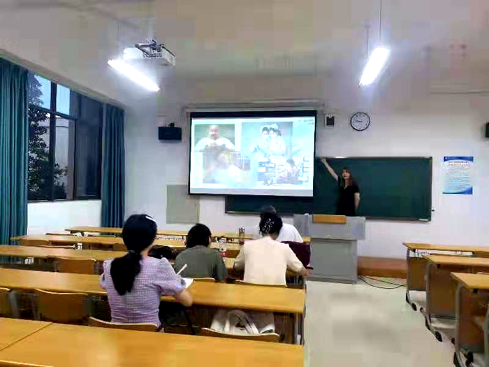 C:\Users\remoteapp\Pictures\护理学院\开学1.png